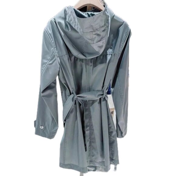 Burberry women’s Knighton Logo Patch Hooded Raincoat Cloud Grey US14 8061390 - Picture 2 of 7